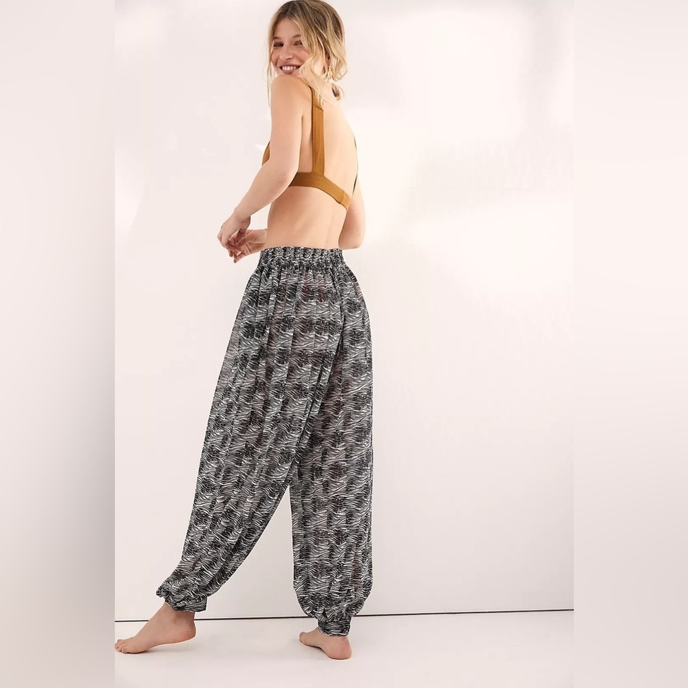 FREE PEOPLE more chill  sleep PANTS size XS